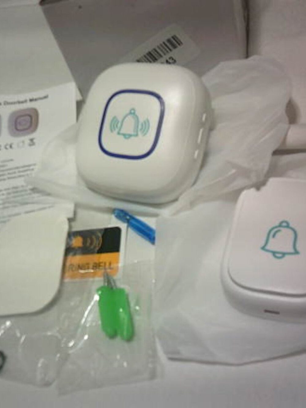 NEW AMAZON WIRELESS DOORBELL AS SHOWN COMPLETE IN BOX